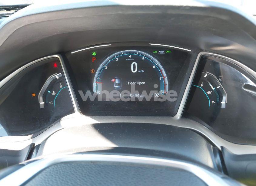 Photo 7 of 2019 Honda Civic EX (VIN 19XFC1F3XKE000591)