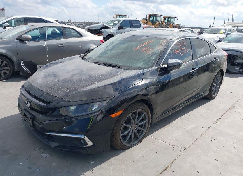 Photo 2 of 2019 Honda Civic EX (VIN 19XFC1F3XKE003474)