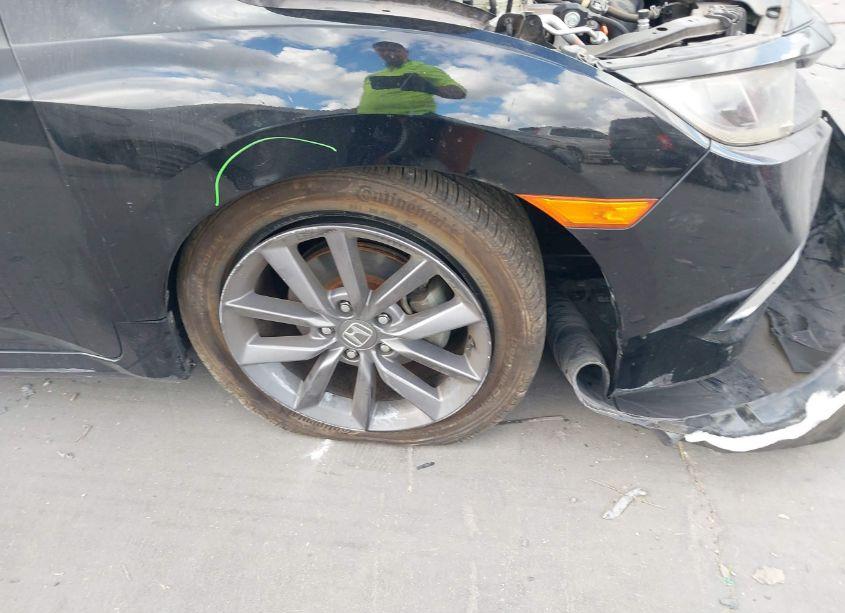 Photo 6 of 2019 Honda Civic EX (VIN 19XFC1F3XKE003474)