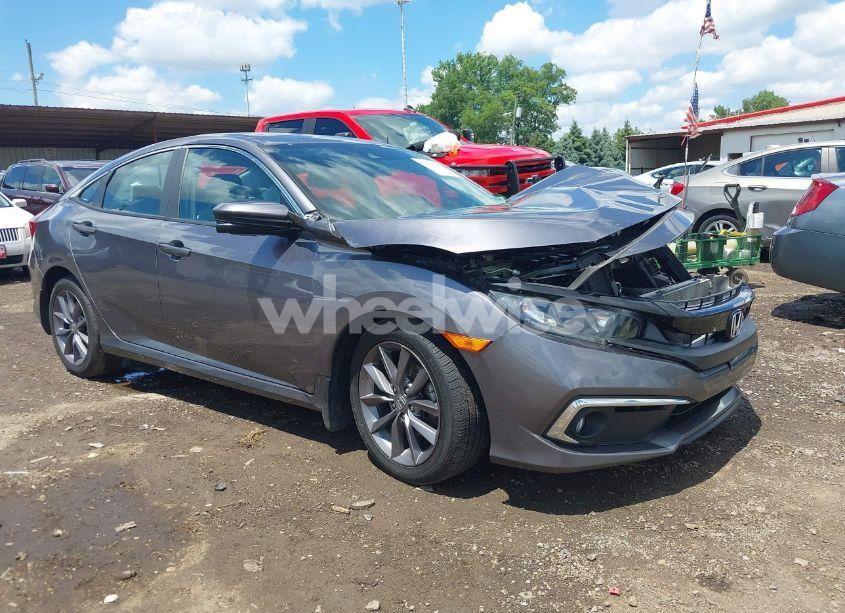 2019 Honda Civic EX (VIN 19XFC1F3XKE007041) main photo