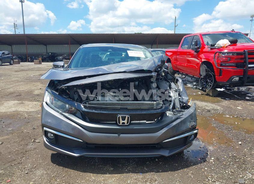 Photo 12 of 2019 Honda Civic EX (VIN 19XFC1F3XKE007041)