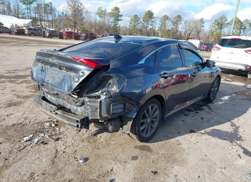 Photo 4 of 2019 Honda Civic EX (VIN 19XFC1F3XKE204095)