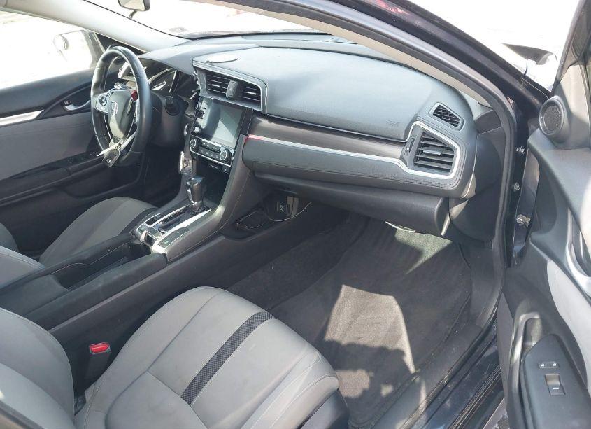 Photo 5 of 2019 Honda Civic EX (VIN 19XFC1F3XKE204095)