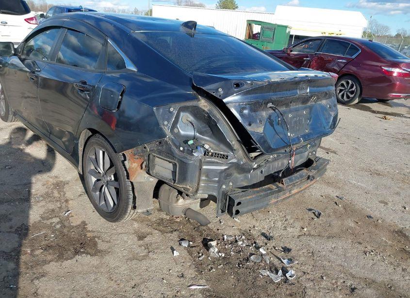 Photo 6 of 2019 Honda Civic EX (VIN 19XFC1F3XKE204095)