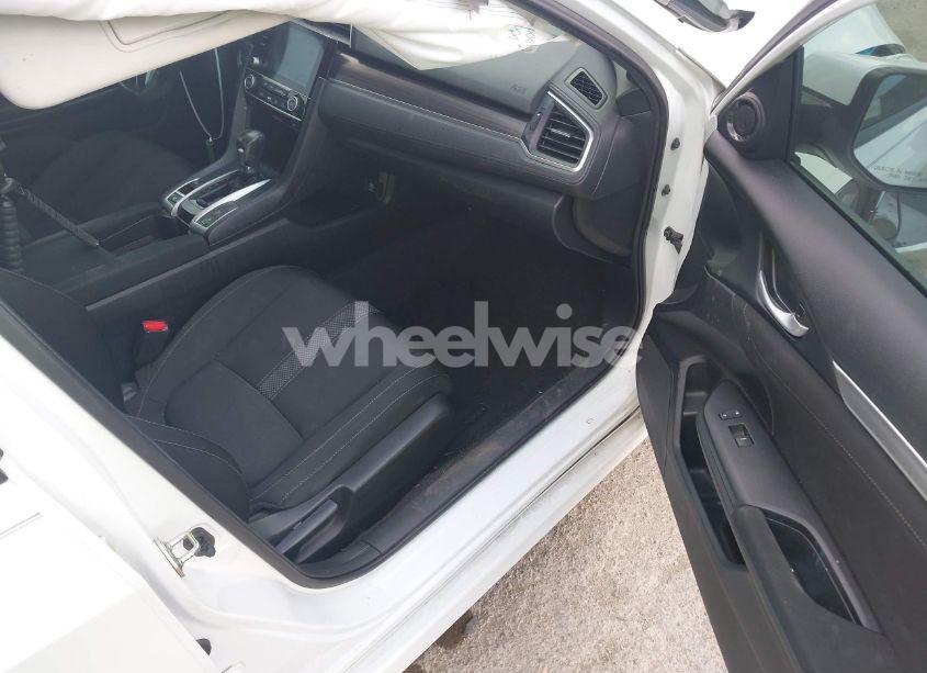 Photo 5 of 2020 Honda Civic EX (VIN 19XFC1F3XLE009633)