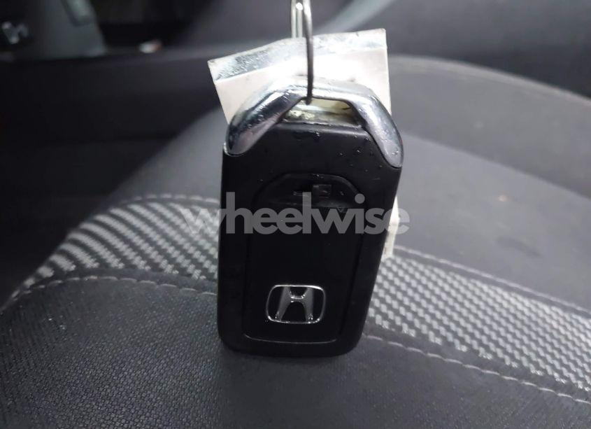 Photo 11 of 2016 Honda Civic EX-T (VIN 19XFC1F46GE033703)