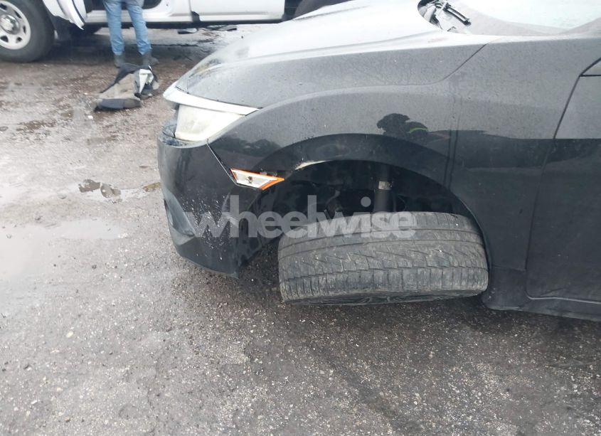Photo 6 of 2016 Honda Civic EX-L (VIN 19XFC1F70GE034999)