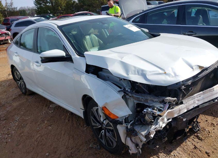 2016 Honda Civic EX-L (VIN 19XFC1F70GE040723) main photo
