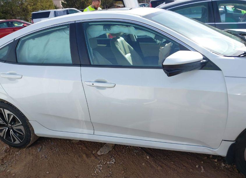 Photo 14 of 2016 Honda Civic EX-L (VIN 19XFC1F70GE040723)