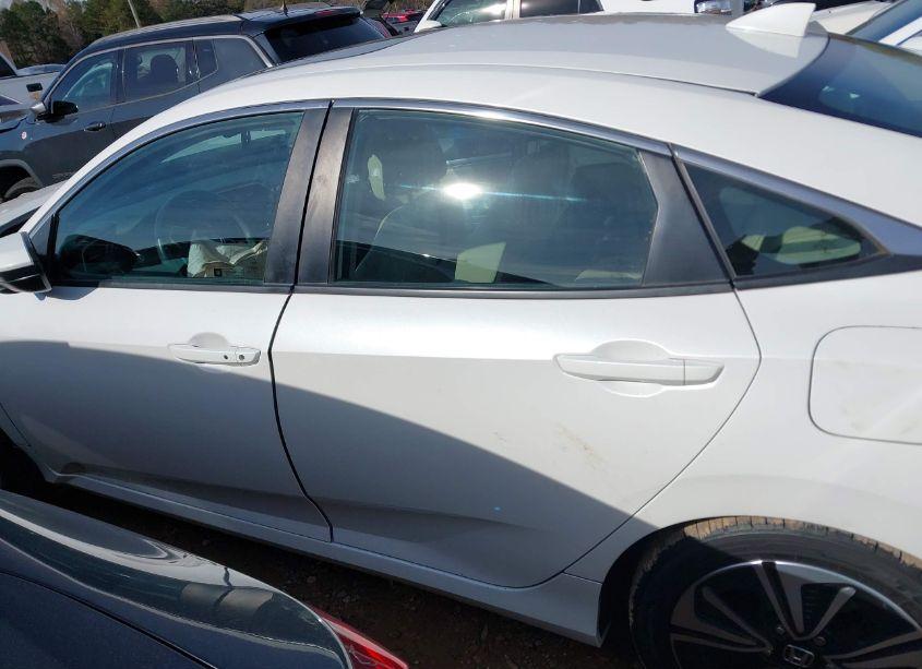 Photo 15 of 2016 Honda Civic EX-L (VIN 19XFC1F70GE040723)