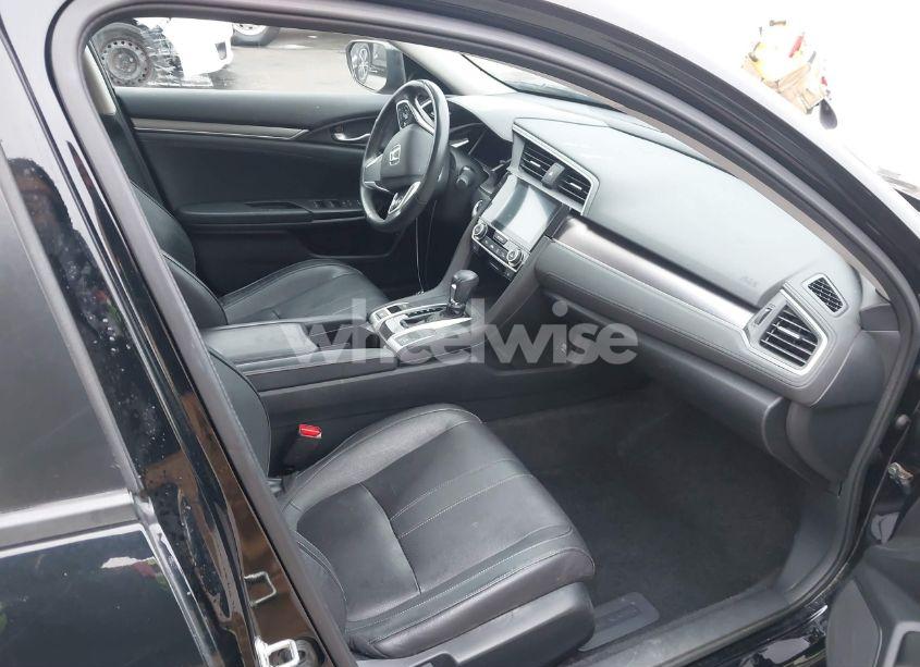 Photo 5 of 2016 Honda Civic EX-L (VIN 19XFC1F70GE219764)
