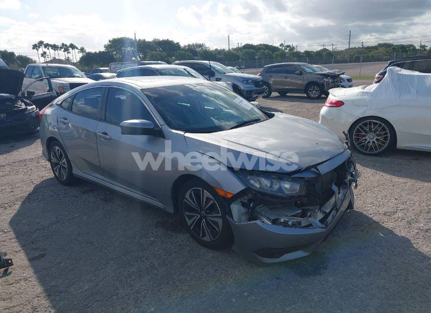 2017 Honda Civic EX-L (VIN 19XFC1F70HE012986) main photo