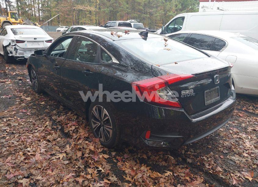 Photo 3 of 2017 Honda Civic EX-L (VIN 19XFC1F70HE030405)