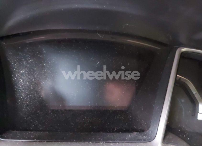 Photo 7 of 2016 Honda Civic EX-L (VIN 19XFC1F71GE000439)