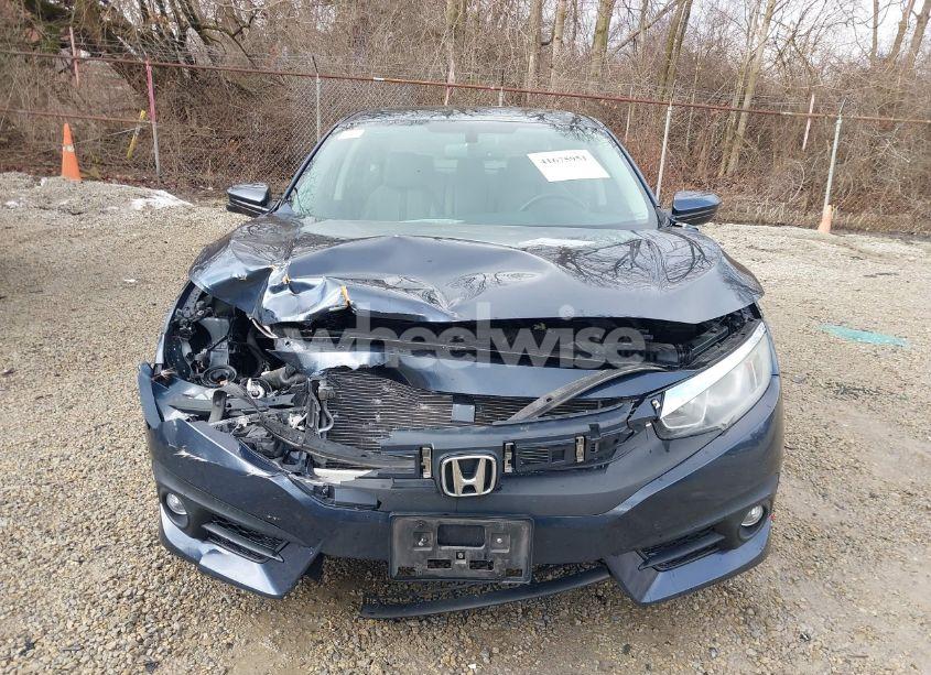 Photo 12 of 2017 Honda Civic EX-L (VIN 19XFC1F71HE006484)