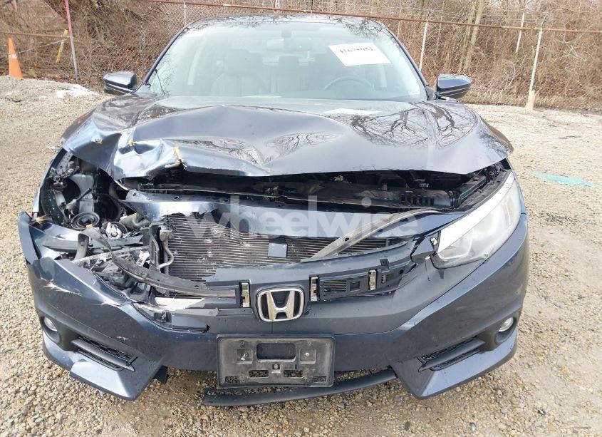 Photo 6 of 2017 Honda Civic EX-L (VIN 19XFC1F71HE006484)