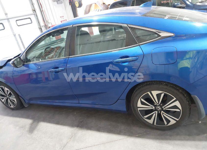 Photo 14 of 2017 Honda Civic EX-L (VIN 19XFC1F71HE010874)