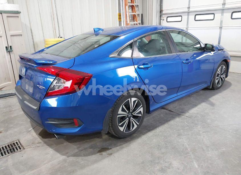 Photo 4 of 2017 Honda Civic EX-L (VIN 19XFC1F71HE010874)