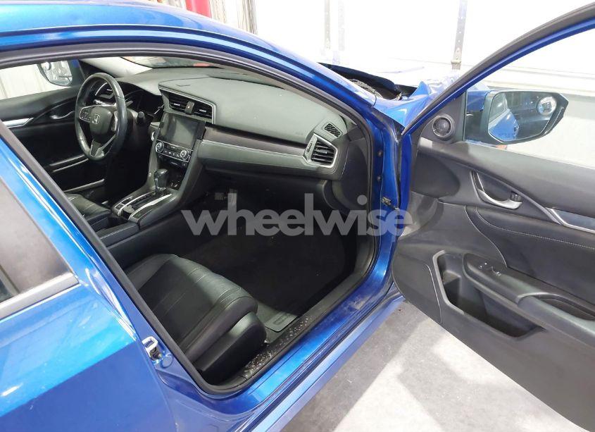 Photo 5 of 2017 Honda Civic EX-L (VIN 19XFC1F71HE010874)