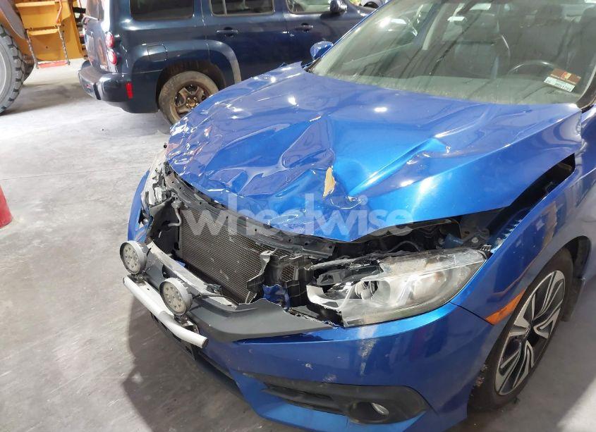 Photo 6 of 2017 Honda Civic EX-L (VIN 19XFC1F71HE010874)