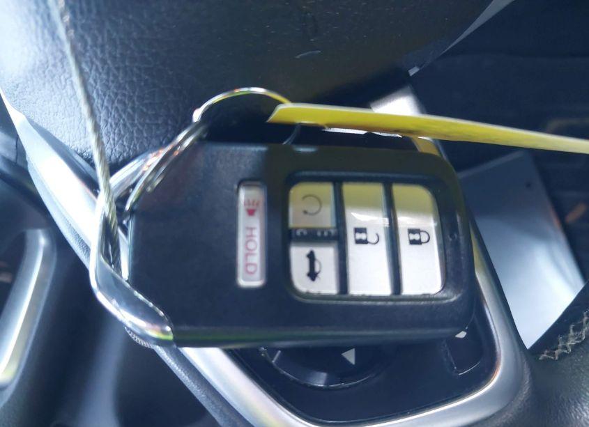 Photo 11 of 2021 Honda Civic EX-L (VIN 19XFC1F71ME002218)