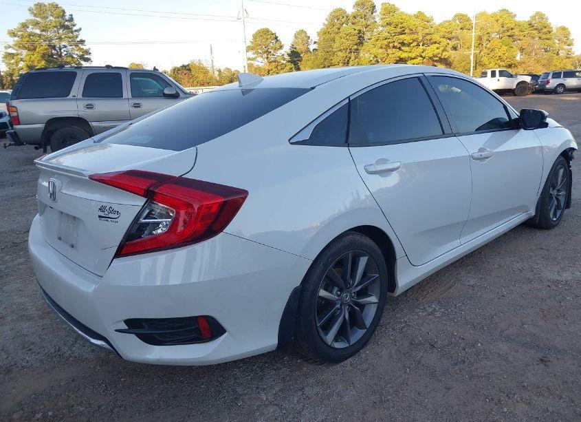 Photo 4 of 2021 Honda Civic EX-L (VIN 19XFC1F71ME002218)