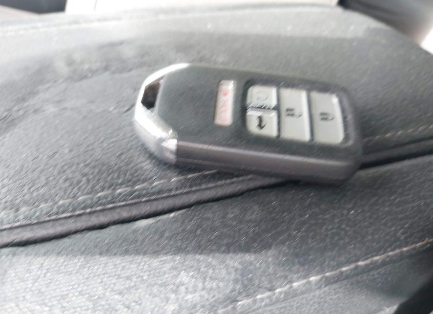 Photo 11 of 2016 Honda Civic EX-L (VIN 19XFC1F72GE013202)