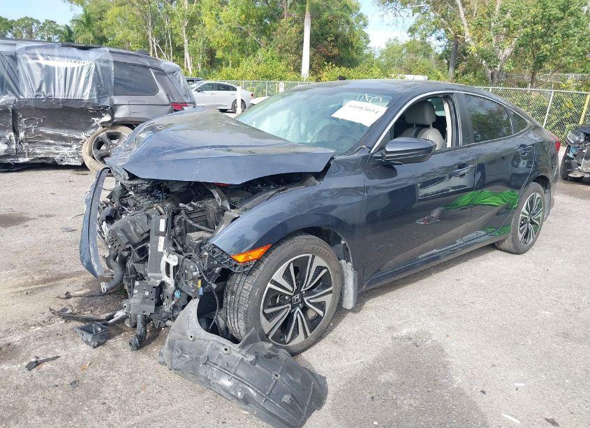 Photo 2 of 2016 Honda Civic EX-L (VIN 19XFC1F72GE013202)