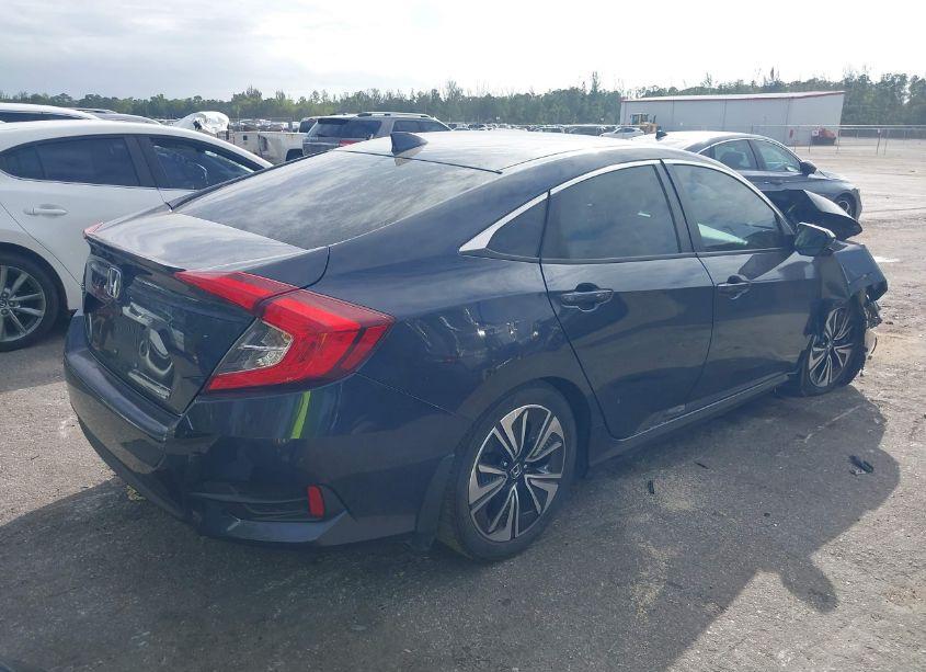 Photo 4 of 2016 Honda Civic EX-L (VIN 19XFC1F72GE013202)