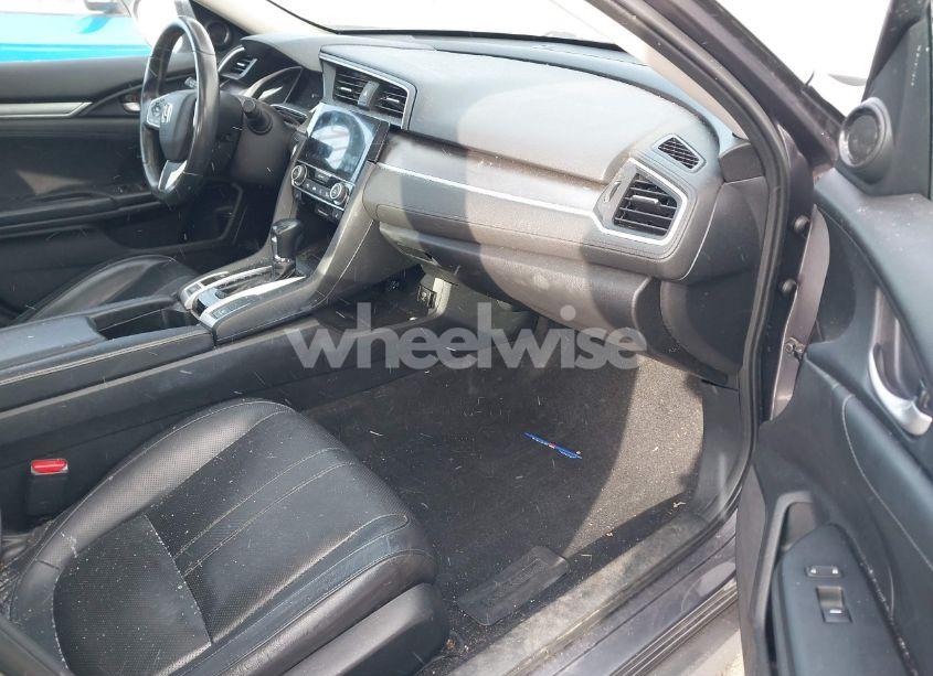 Photo 5 of 2016 Honda Civic EX-L (VIN 19XFC1F72GE027147)
