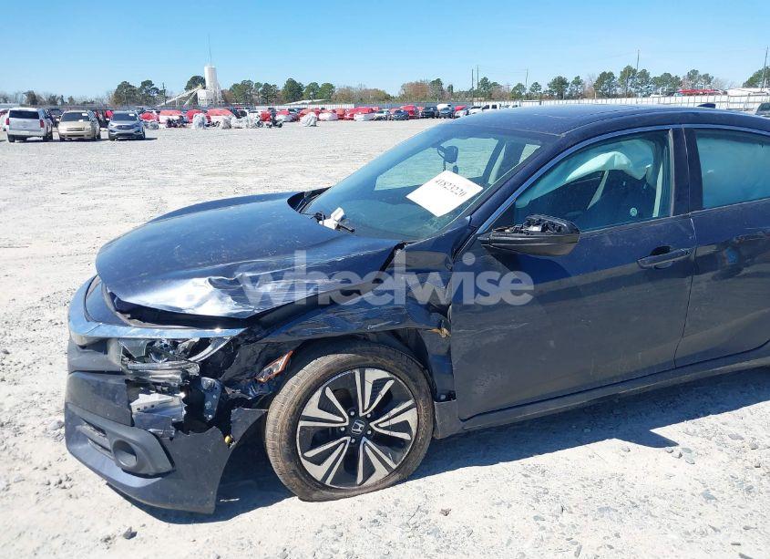 Photo 6 of 2016 Honda Civic EX-L (VIN 19XFC1F72GE044319)