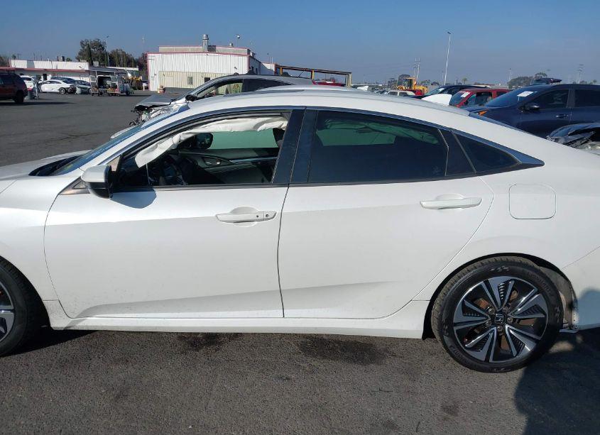 Photo 14 of 2016 Honda Civic EX-L (VIN 19XFC1F72GE204022)