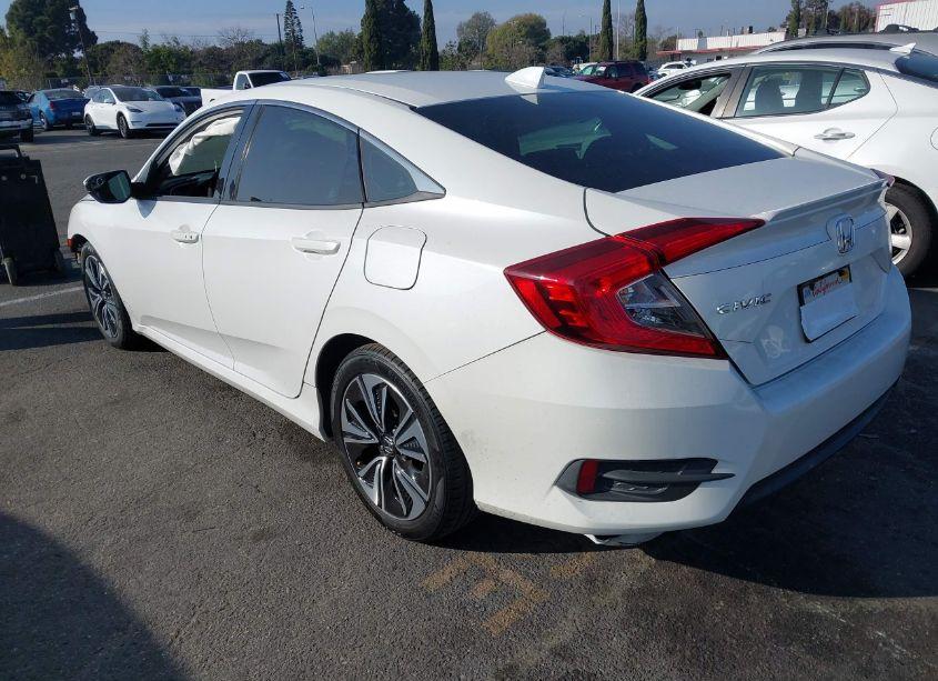 Photo 3 of 2016 Honda Civic EX-L (VIN 19XFC1F72GE204022)