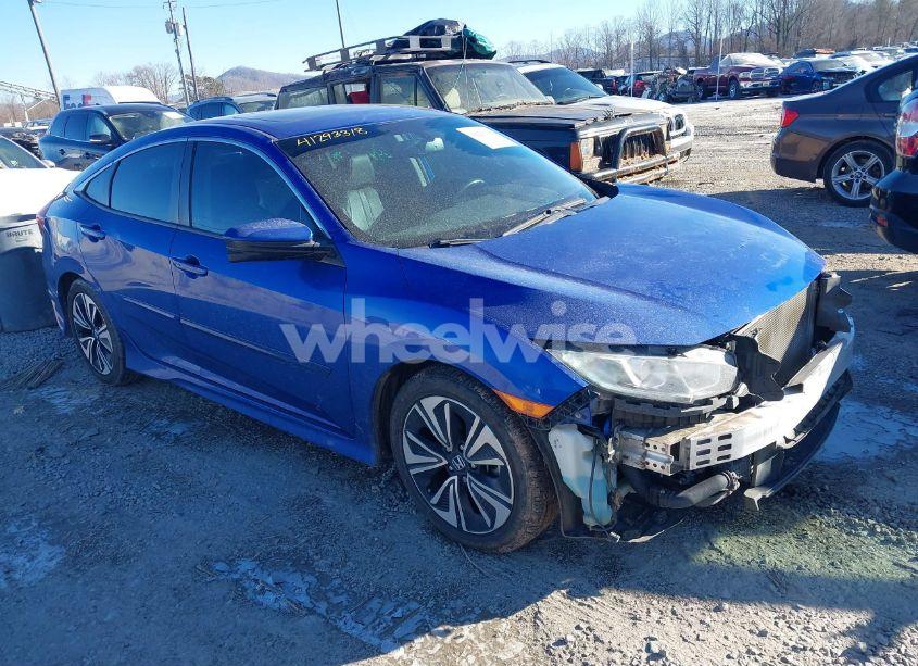 2017 Honda Civic EX-L (VIN 19XFC1F72HE013878) main photo