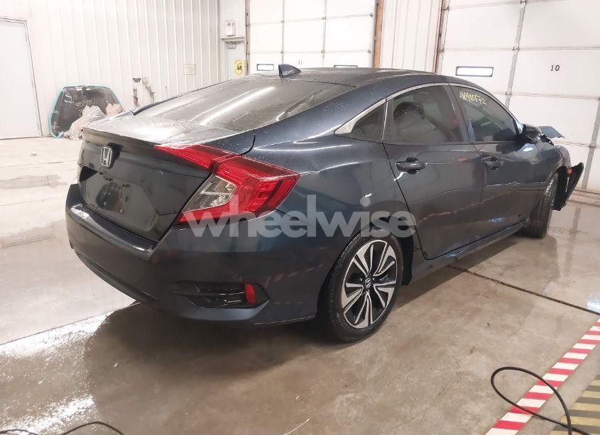 Photo 4 of 2017 Honda Civic EX-L (VIN 19XFC1F72HE022371)