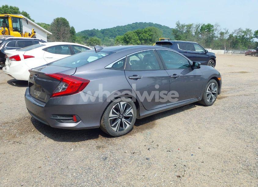 Photo 4 of 2017 Honda Civic EX-L (VIN 19XFC1F72HE030258)