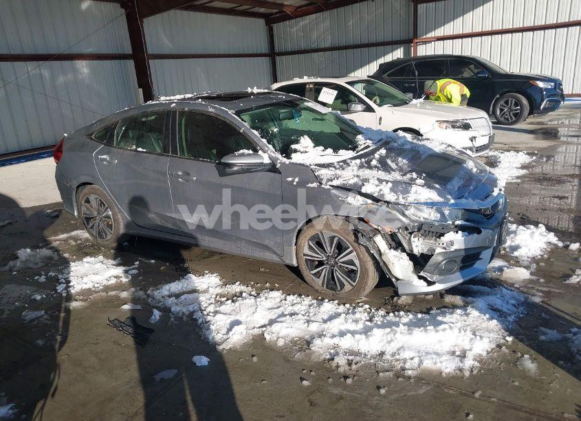 Photo 13 of 2018 Honda Civic EX-L (VIN 19XFC1F72JE200608)