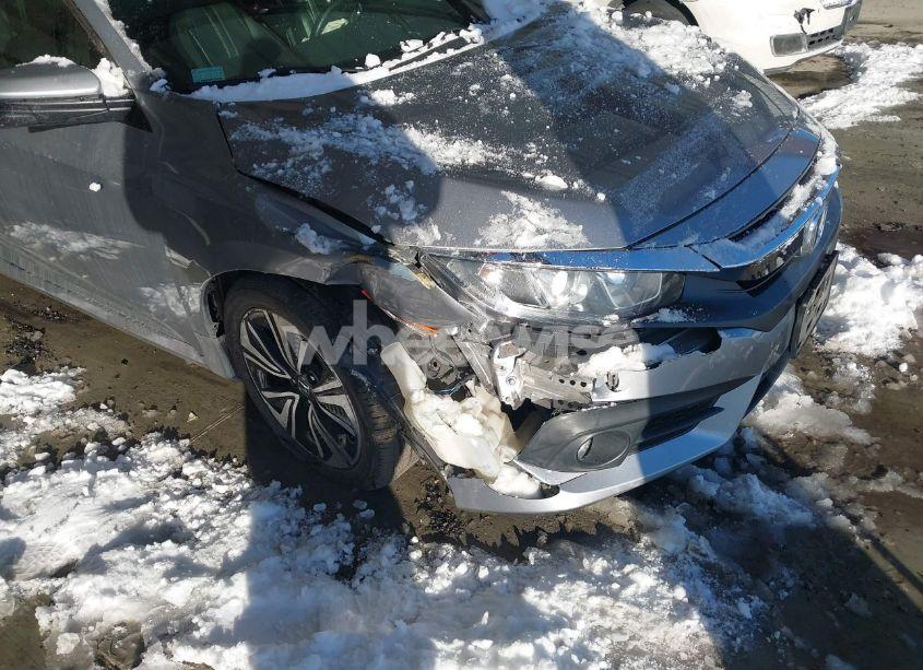 Photo 6 of 2018 Honda Civic EX-L (VIN 19XFC1F72JE200608)