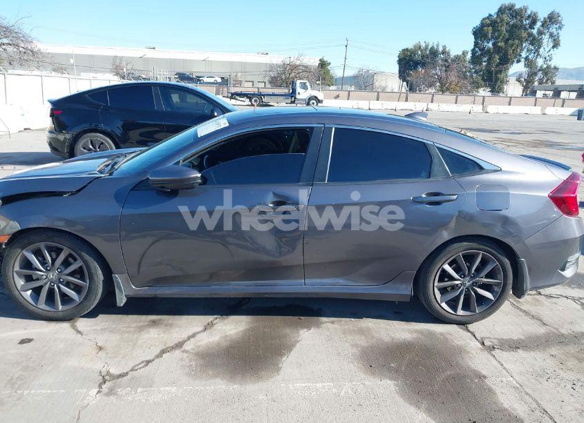 Photo 15 of 2019 Honda Civic EX-L (VIN 19XFC1F72KE215823)