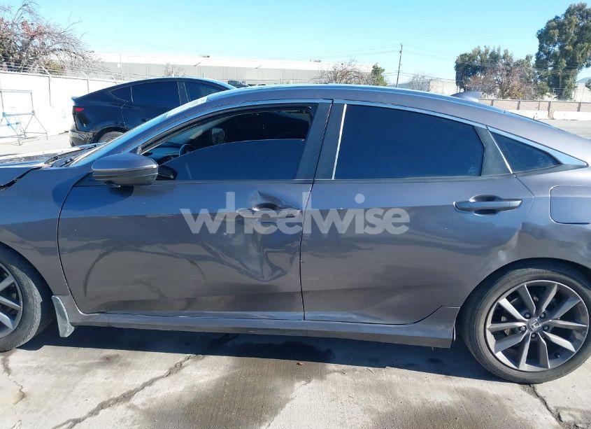 Photo 18 of 2019 Honda Civic EX-L (VIN 19XFC1F72KE215823)