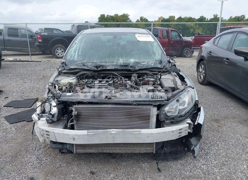 Photo 12 of 2017 Honda Civic EX-L (VIN 19XFC1F73HE211756)