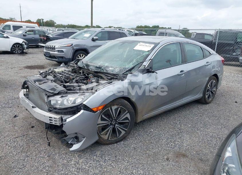 Photo 2 of 2017 Honda Civic EX-L (VIN 19XFC1F73HE211756)