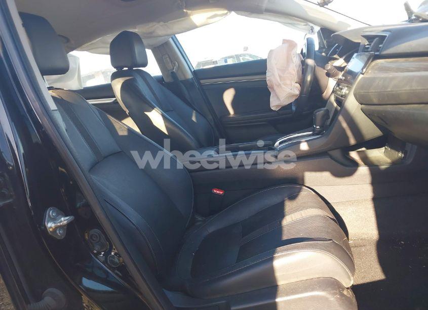 Photo 5 of 2019 Honda Civic EX-L (VIN 19XFC1F73KE211652)