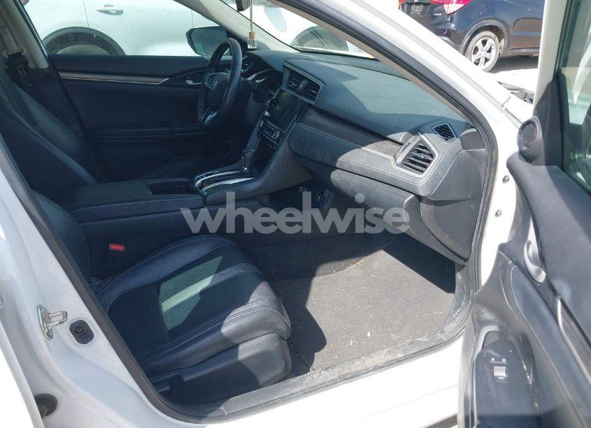 Photo 5 of 2020 Honda Civic EX-L (VIN 19XFC1F73LE001358)