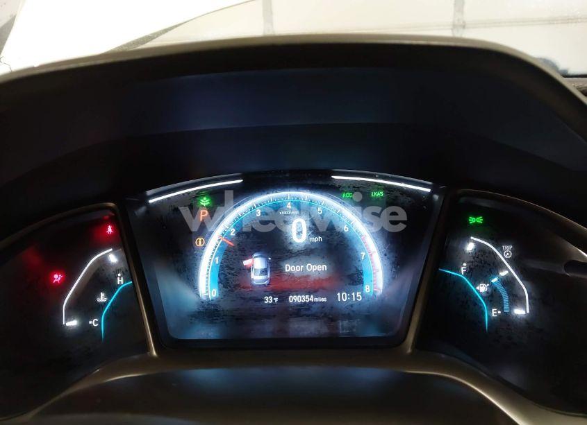Photo 7 of 2020 Honda Civic EX-L (VIN 19XFC1F73LE017141)