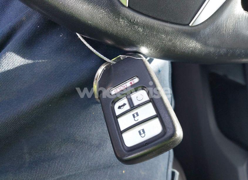 Photo 11 of 2016 Honda Civic EX-L (VIN 19XFC1F74GE028221)