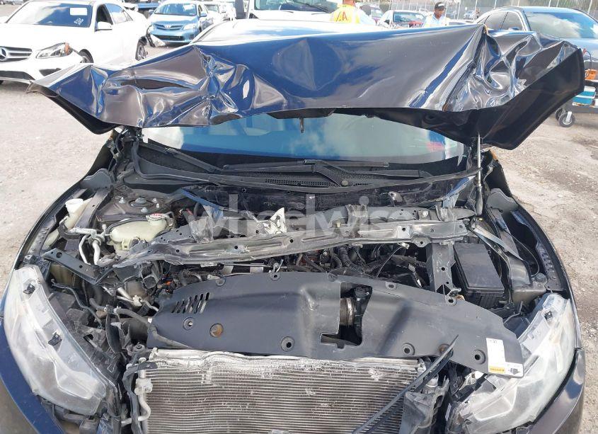 Photo 10 of 2018 Honda Civic EX-L (VIN 19XFC1F74JE003908)