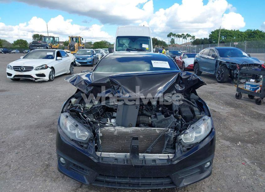 Photo 12 of 2018 Honda Civic EX-L (VIN 19XFC1F74JE003908)