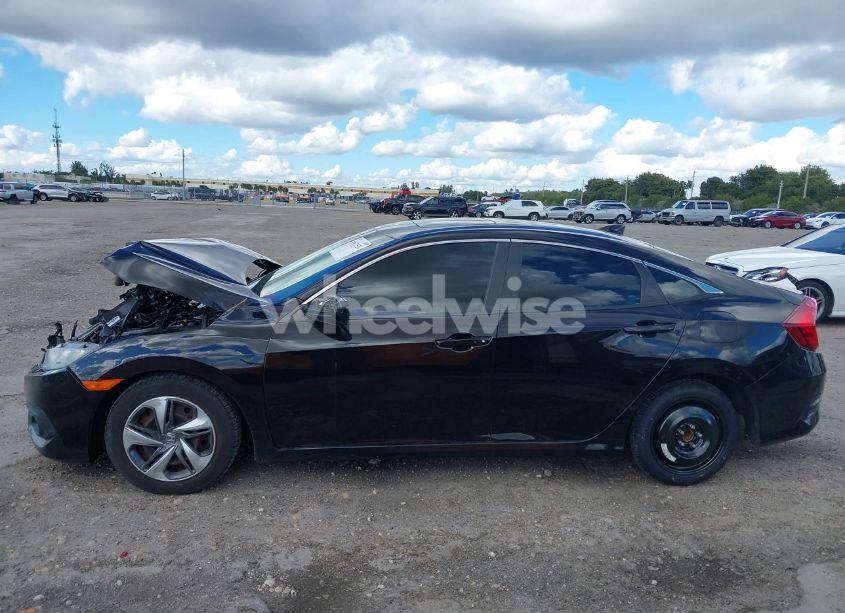 Photo 14 of 2018 Honda Civic EX-L (VIN 19XFC1F74JE003908)