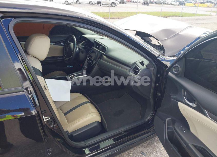 Photo 5 of 2018 Honda Civic EX-L (VIN 19XFC1F74JE003908)